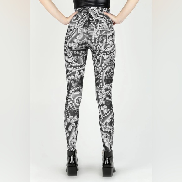 BlackMilk | Mono Octopus HWMF Leggings - Picture 4 of 10